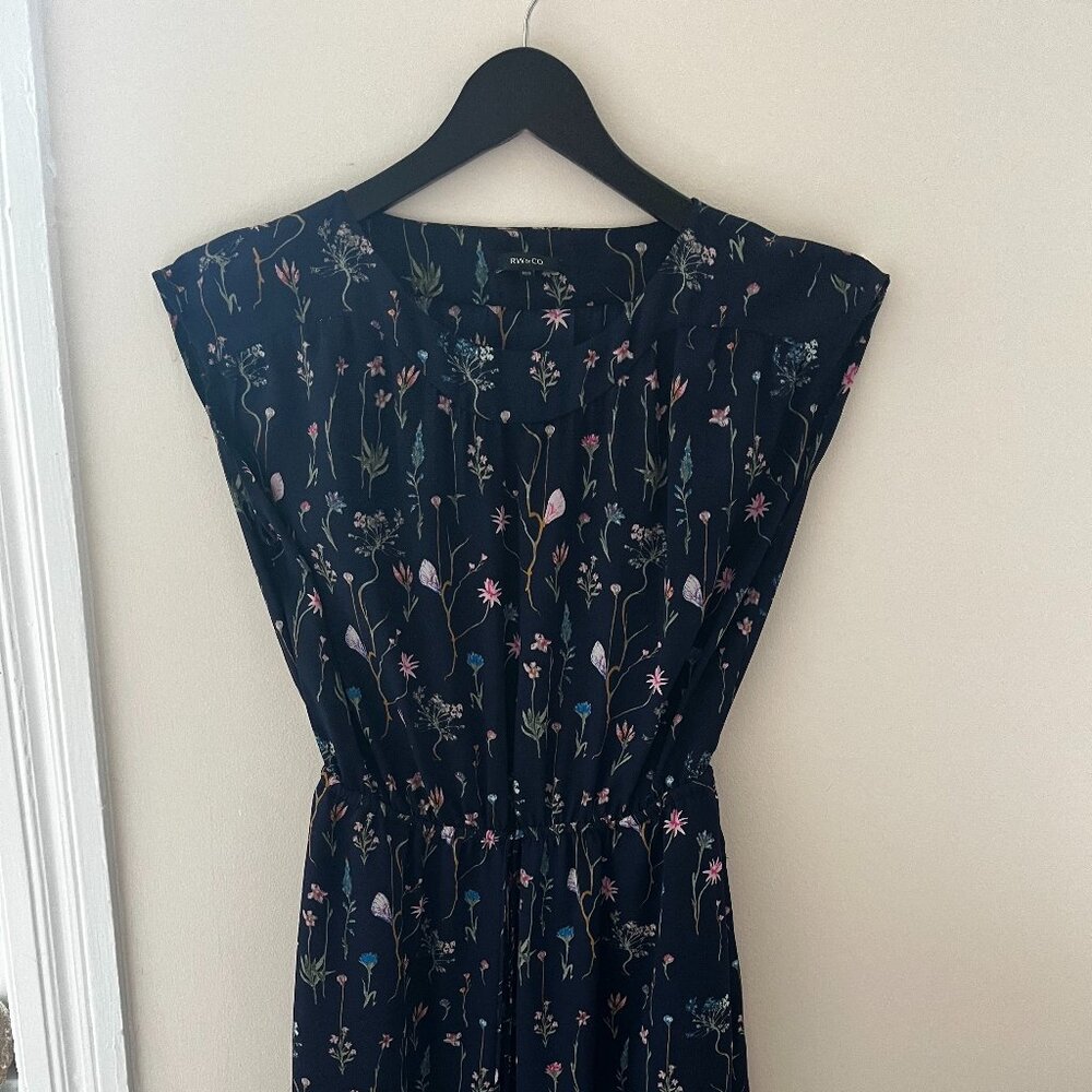 Navy R&W co. Floral Dress (Medium)